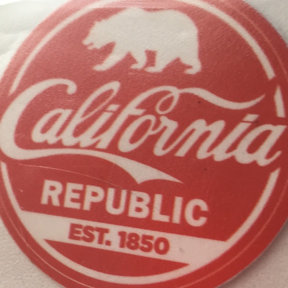 Meet your Posher, Lucy - Picture 1 of 1